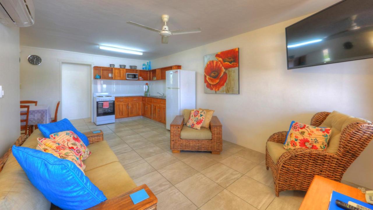 Aparthotel Sky View Units Bowen Extérieur photo
